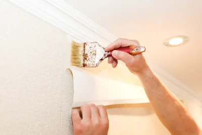 Pose de papier peint à Augignac — revêtements muraux et toiles de verre